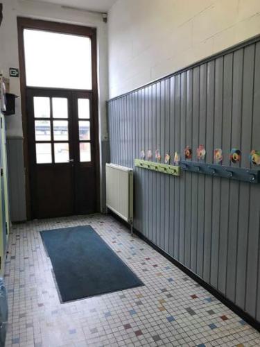 Entrée de la classe de 1ère primaire