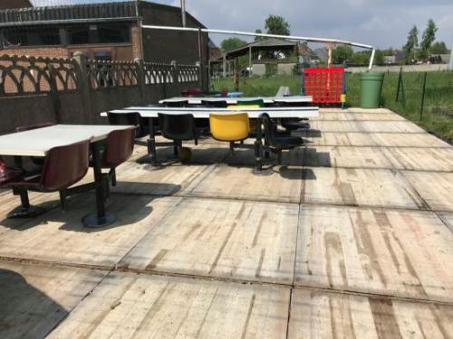 Tables extérieure